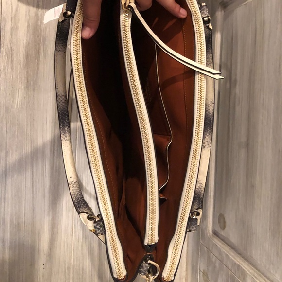 Beautiful Coach Purse NWT - Picture 4 of 5